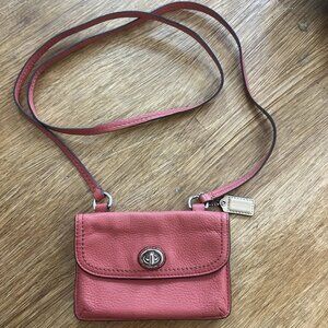 Coach Park Dylan Pink Pebbled Leather Turn lock Crossbody Wallet Bag Purse